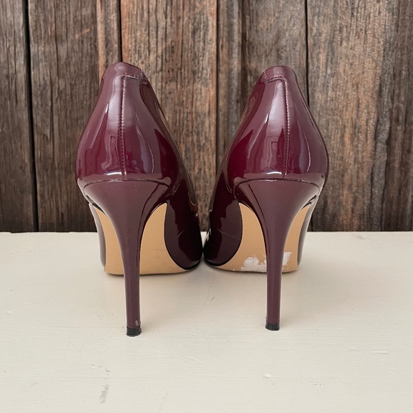Nine West burgundy patent leather pumps - Picture 3 of 8